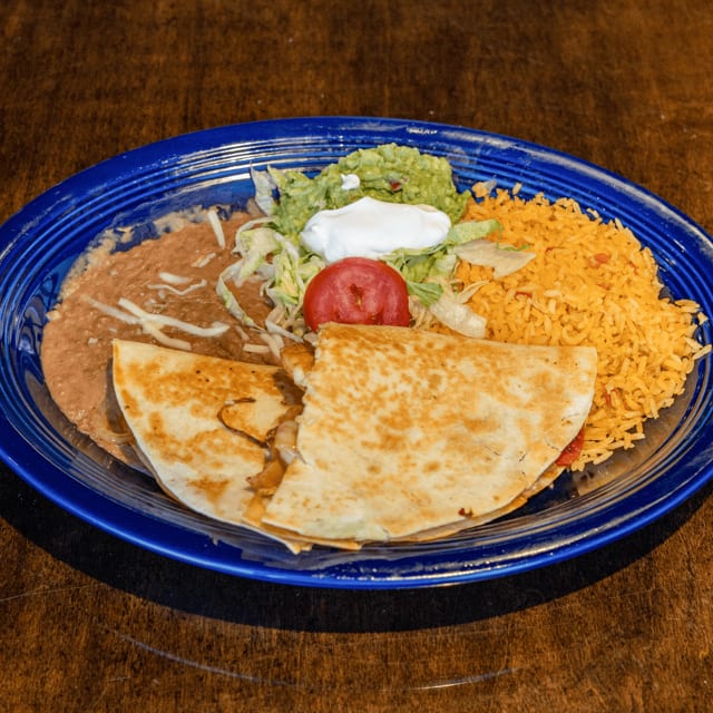 Quesadilla De Camarones.