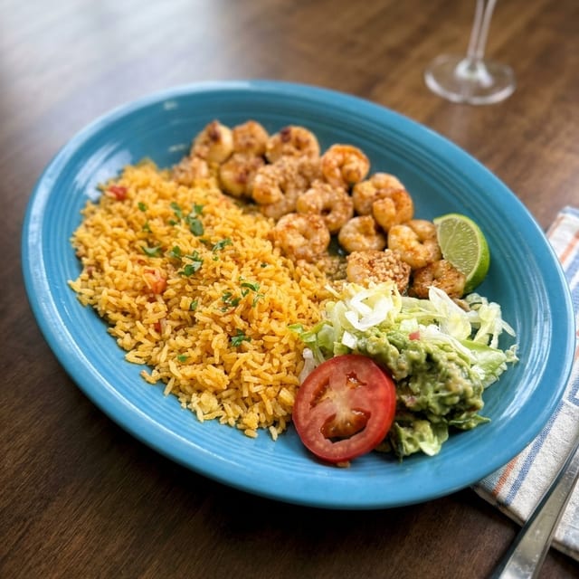 Camarones Con Arroz.